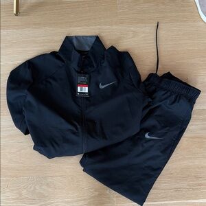 Black Nike dri-fit Tracksuit size L